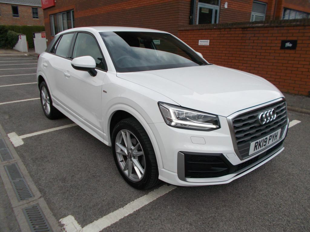 Audi Q2 Audi Q2 1.5 Tfsi Cod 35 S Line Suv S Tr RK19PYH White #2