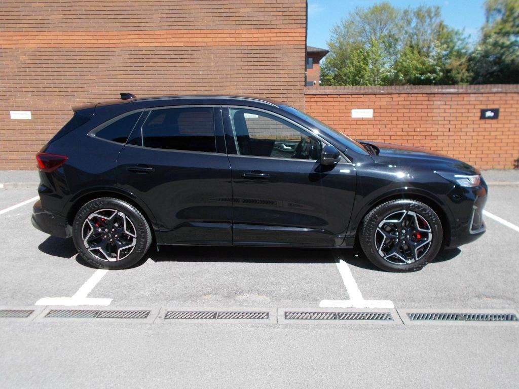 Ford Kuga Ford Kuga St-line X 2.5L Duratec Fhev 180Ps Black #3