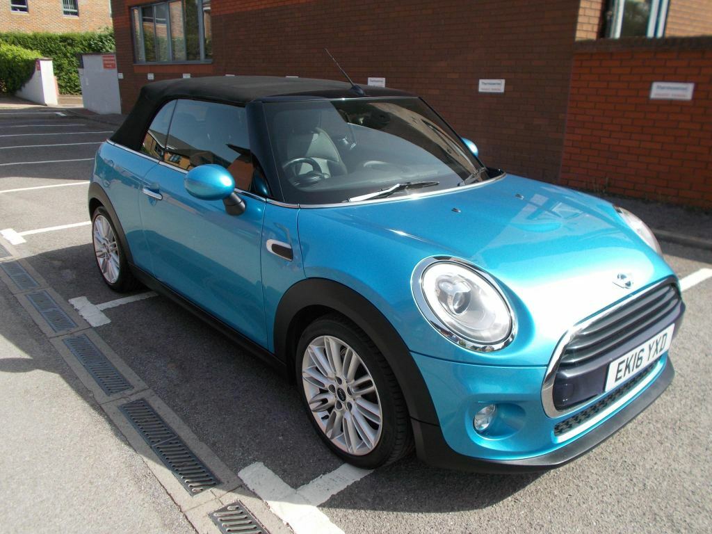 Mini Convertible Mini Convertible Cooper 1.5 Convertible Blue