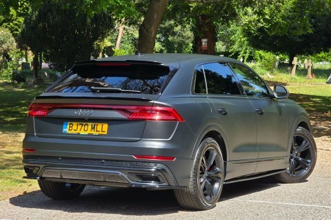 Audi Q8 2020 70 3.0 BJ70MLL Black #5