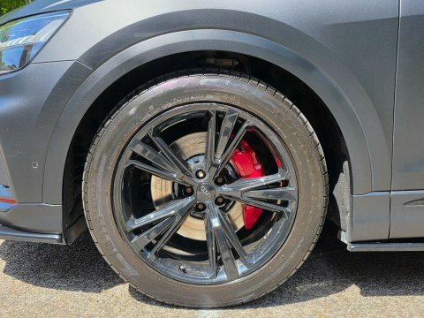 Audi Q8  Grey #15