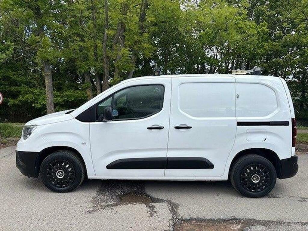 Vauxhall Combo 1.5 Turbo D 2000 Edition L1 H1 Euro 6 Ss FE70JOA White #4