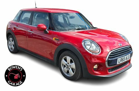 Mini Hatch 1.5 Cooper Red