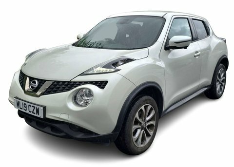 Nissan Juke 1.6 Juke Tekna ML19CZW White #2