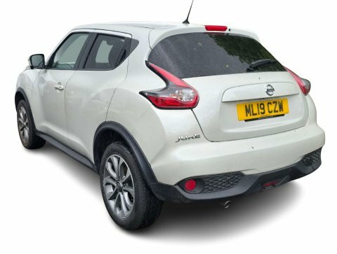 Nissan Juke 1.6 Juke Tekna ML19CZW White #3