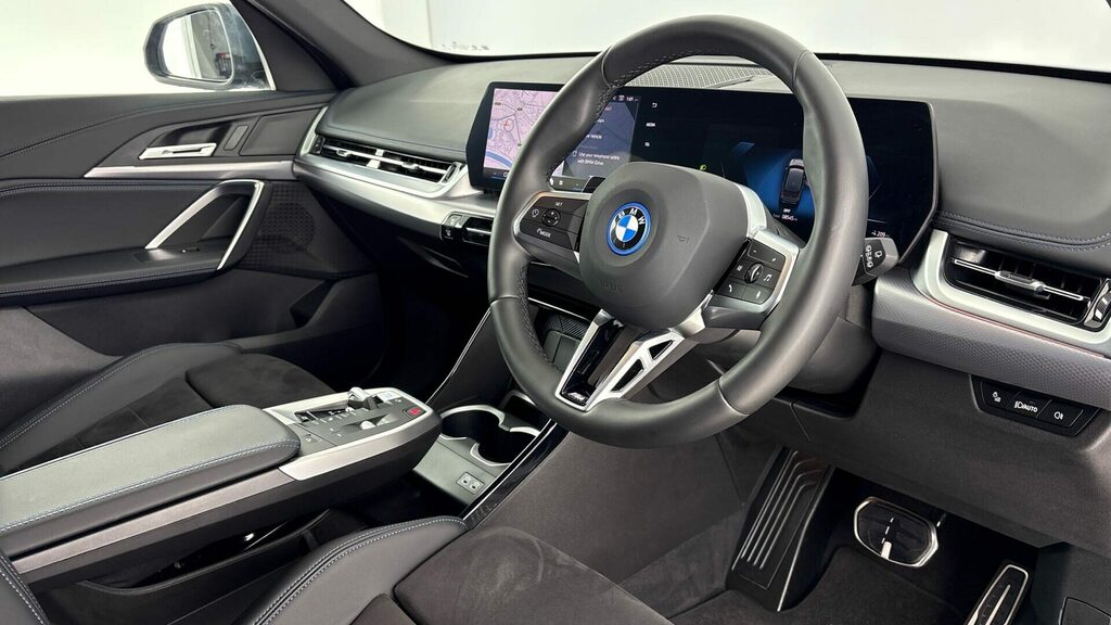 BMW iX1 Suv YF25UBU Grey #6