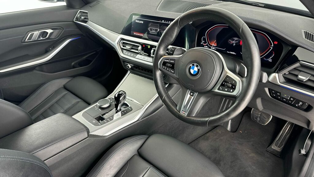 BMW 3 Series Saloon YA22OYR Grey #6