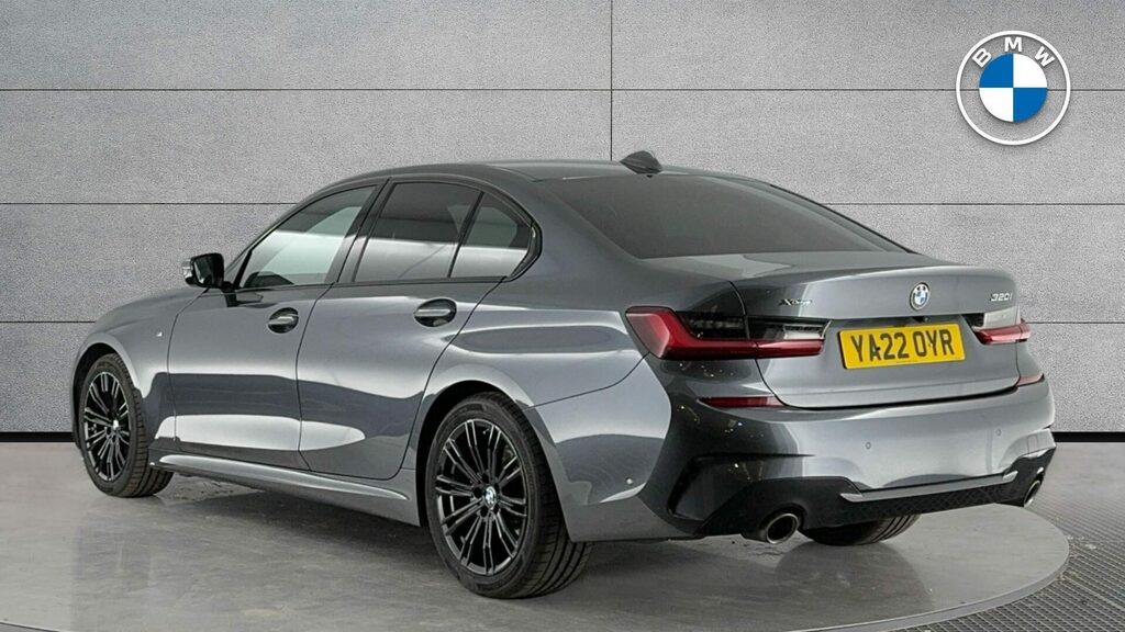 BMW 3 Series Saloon YA22OYR Grey #2