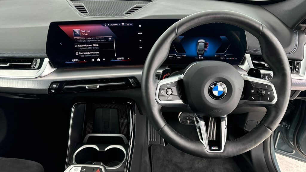 BMW X1 Suv YK25PBR Green #5