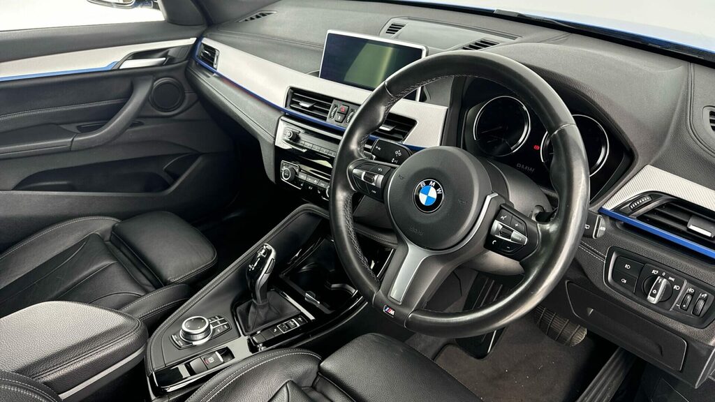 BMW X1 Suv YB70VBP Blue #6