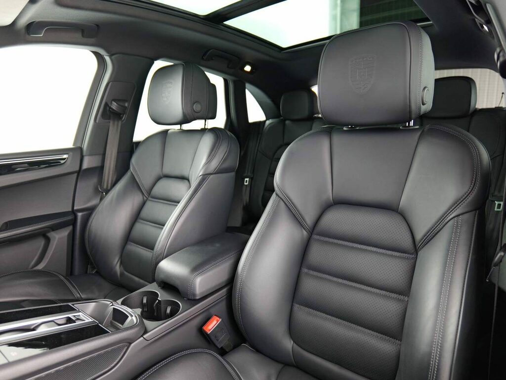 Porsche Macan Petrol MP73XUH Grey #5