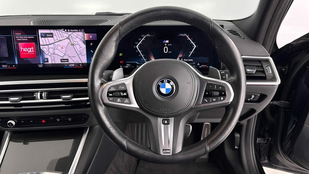 BMW 3 Series Estate OV72WOH Blue #5