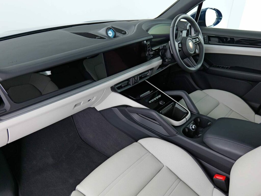 Porsche Cayenne Hybrid RX25YRL Blue #5