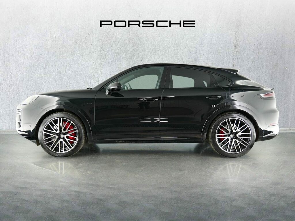 Porsche Cayenne Hybrid Black #2