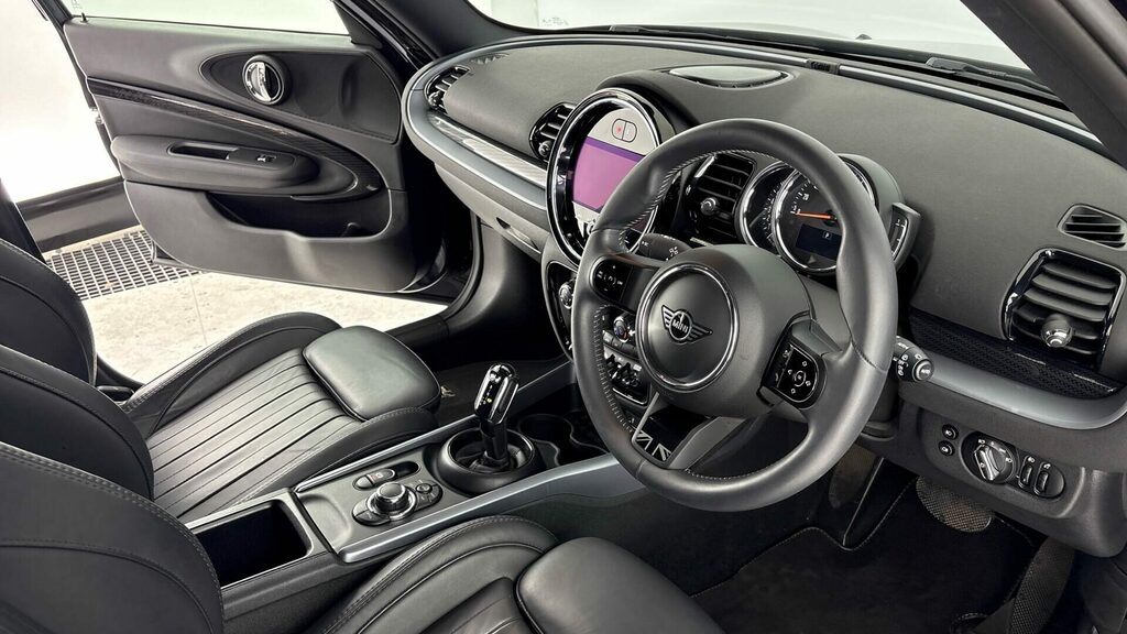 Mini Clubman Petrol PJ22KNX Black #6