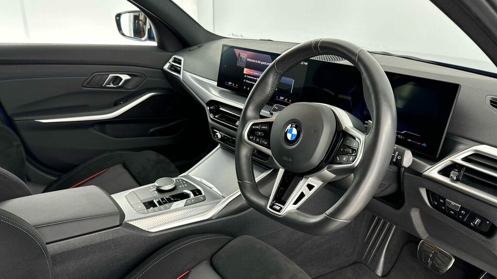 BMW 3 Series Estate GD74FSE Blue #6