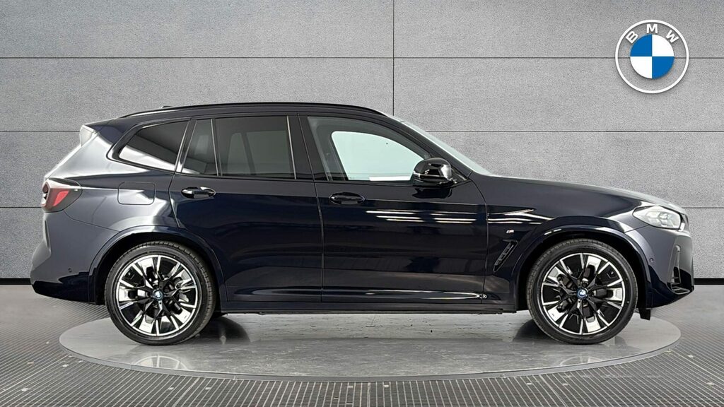 BMW iX3 Suv EA23XZM Black #3