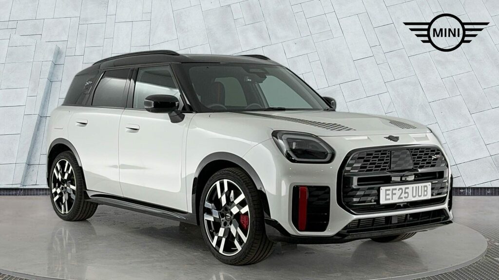 Mini Countryman Petrol White