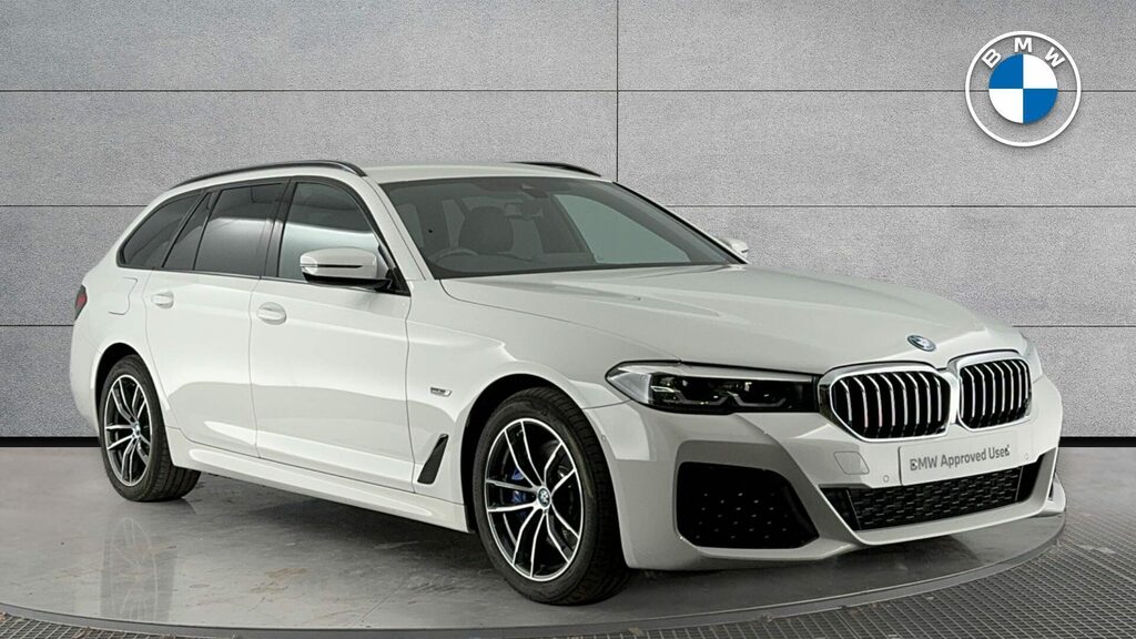 BMW 5 Series Estate White