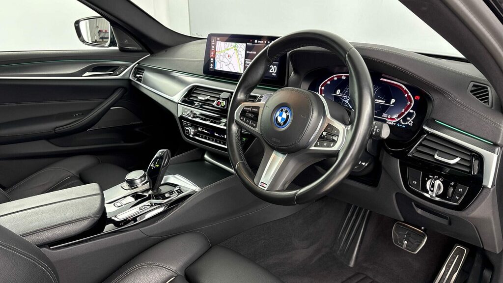 BMW 5 Series Estate YK23VTS Blue #6