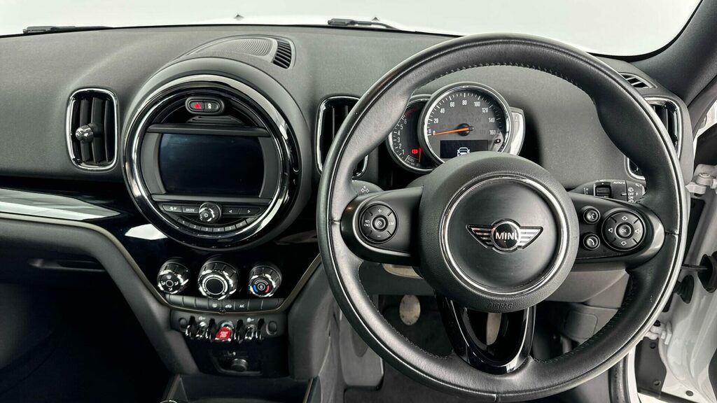 Mini Countryman Petrol PJ18ONL White #5
