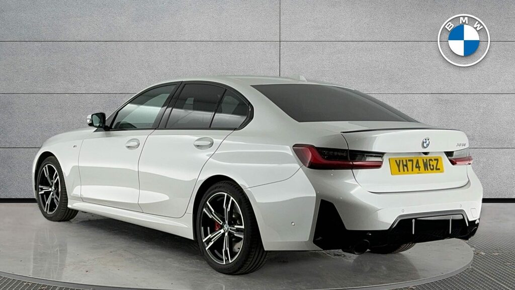 BMW 3 Series Saloon YH74WGZ White #2