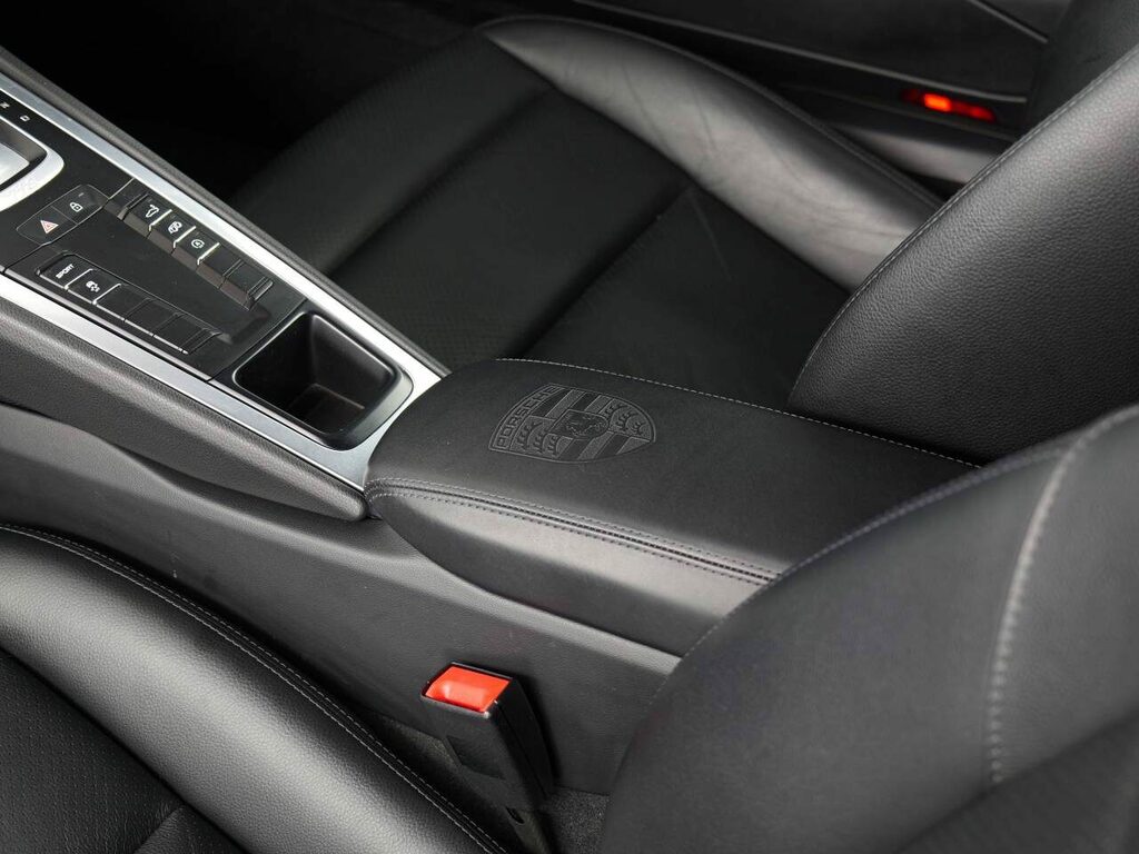 Porsche 718 Gt4 Pdk  #32