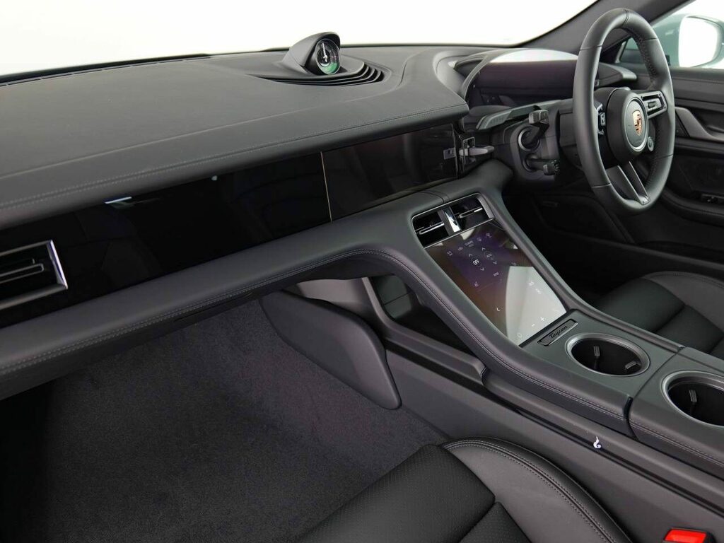 Porsche Taycan Electric Green #5