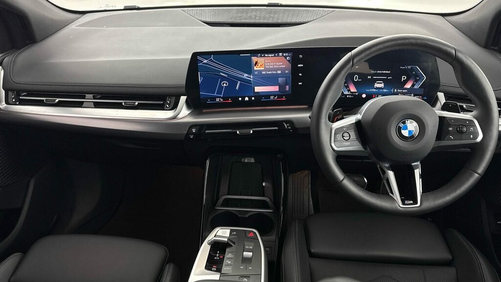 BMW 2 Series Petrol YH75MUC White #4