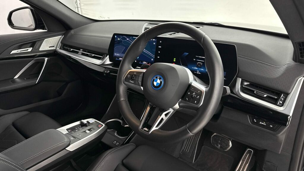 BMW iX2 Suv YA25ULJ Blue #6