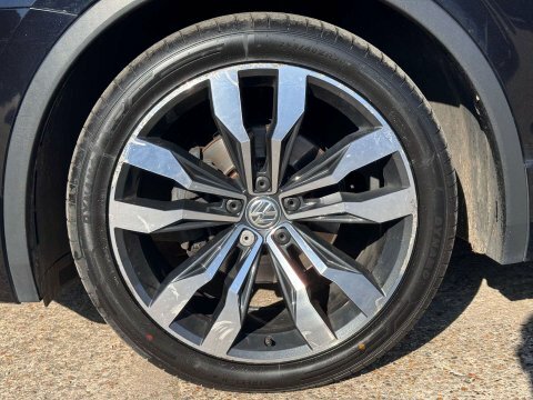 Volkswagen Tiguan 2019 19 1.5 DY19KKF Black #5