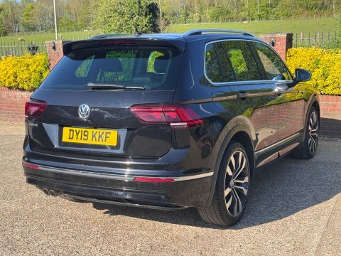 Volkswagen Tiguan 2019 19 1.5 DY19KKF Black #2