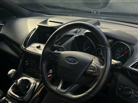 Ford Kuga 1.5 Kuga St-line FA19RZK Black #2