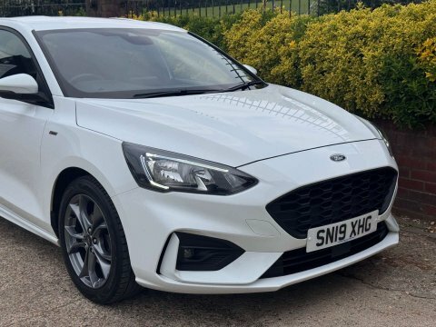 Ford Focus 2019 19 1.5 SN19XHG White #3