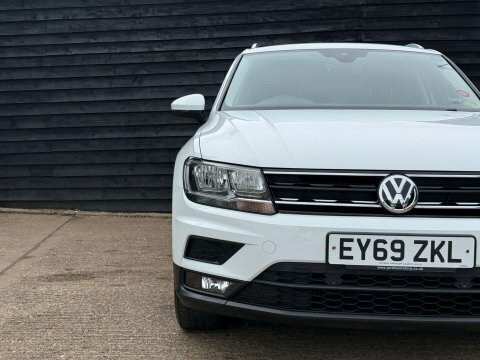 Volkswagen Tiguan 2019 69 1.5 EY69ZKL White #2