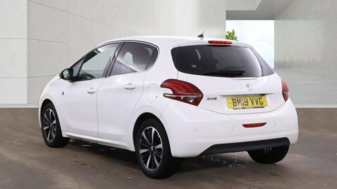 Peugeot 208 2019 19 1.2 BM19VVG White #2