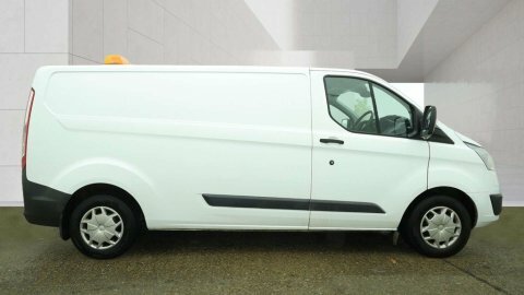 Ford Transit Custom 2017 67 2.0 YT67WRJ White #6