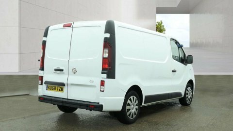 Vauxhall Vivaro 2019 68 1.6 K068TZW White #4