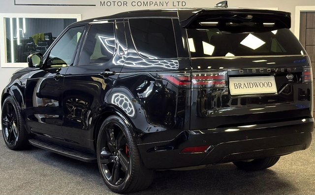 Land Rover Discovery Suv PK21WJJ Black #4