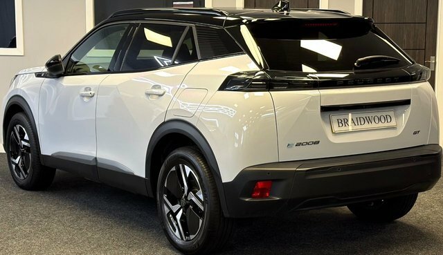 Peugeot e-2008 Suv VK24JZU White #4