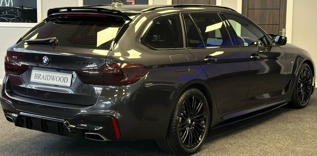 BMW 5 Series 530D Xdrive M Sport ST18ZWE Grey #6