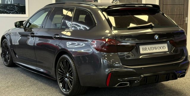 BMW 5 Series 530D Xdrive M Sport ST18ZWE Grey #4