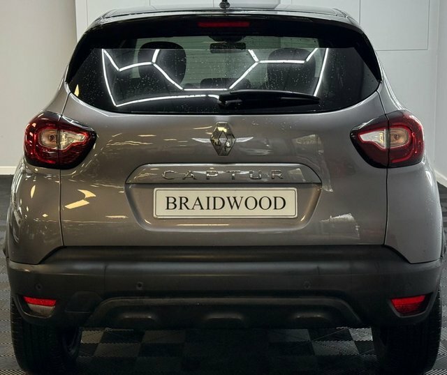 Renault Captur Captur Iconic Dci YF68YEC Grey #4