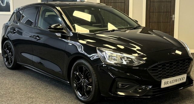 Ford Focus Hatchback SH19HPL Black #3