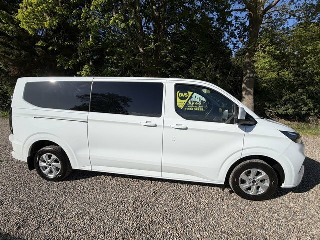 Ford Transit Custom 320 Ecoblue Limited Kombi LB74PBU White #3