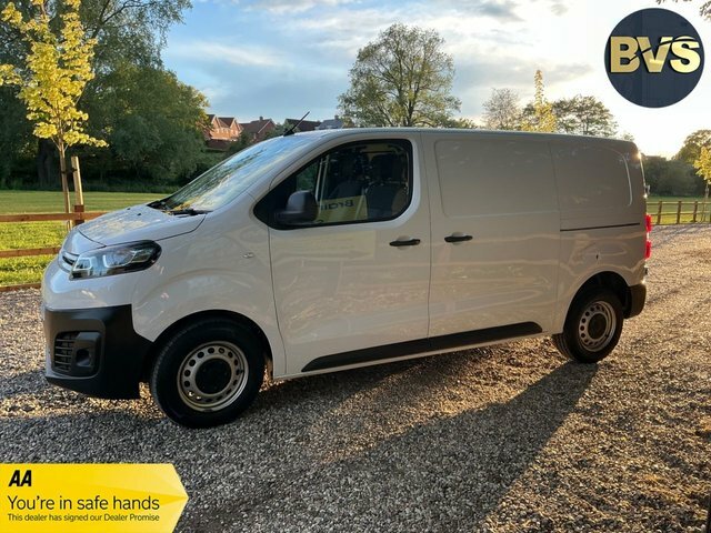 Citroen Dispatch Bluehdi 1000 Enterprise Edition KS73NFE White #3