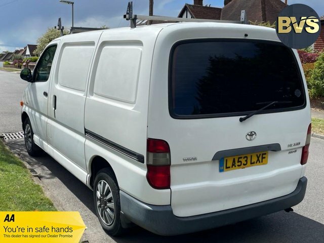 Toyota HiAce Speed,swb,no Vat White #4