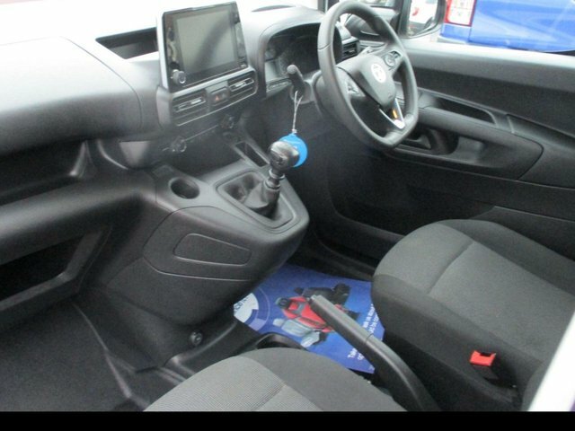Vauxhall Combo Turbo D 2300 Prime DV23EGX White #2