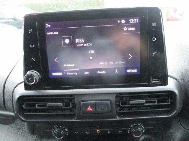 Vauxhall Combo Turbo D 2300 Prime DV23EGX White #6