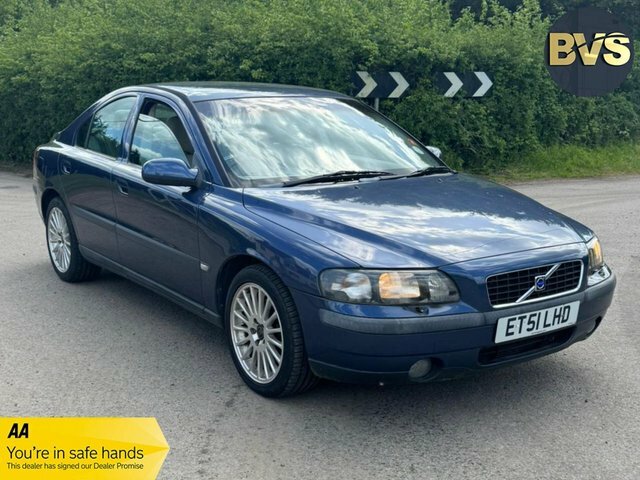 Volvo S60 S Saloon ET51LHD Blue #4